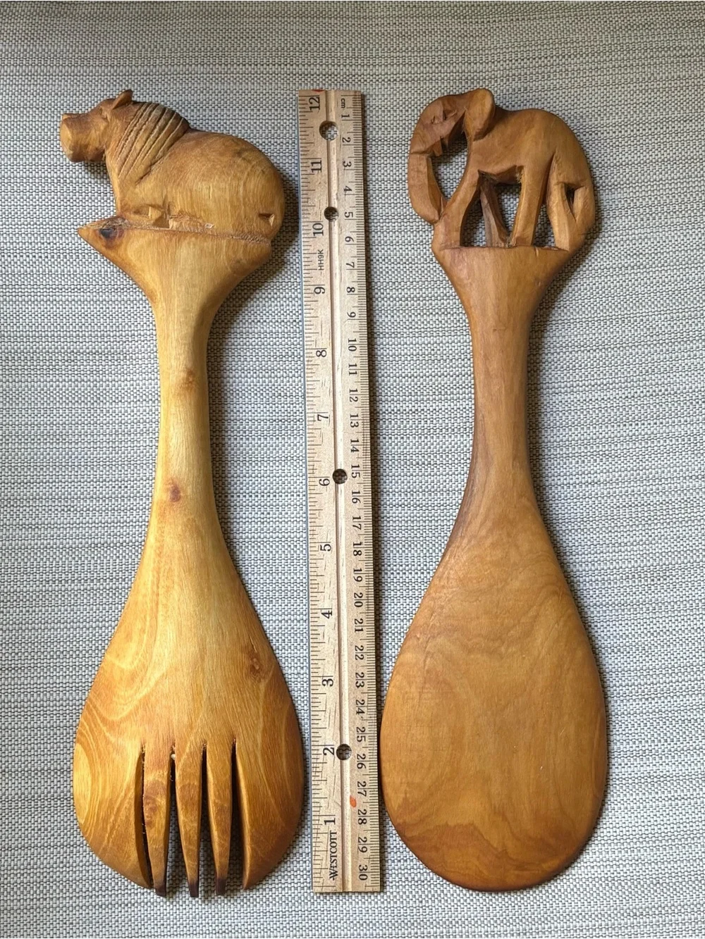 Vtg Hand Carved African Wood Salad Servers Elephant Rhino Safari Spoon Fork Set